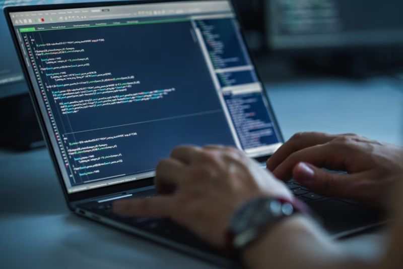 遂平县软件定制开发:PHP与Node.js,后端解决方案的优势博弈